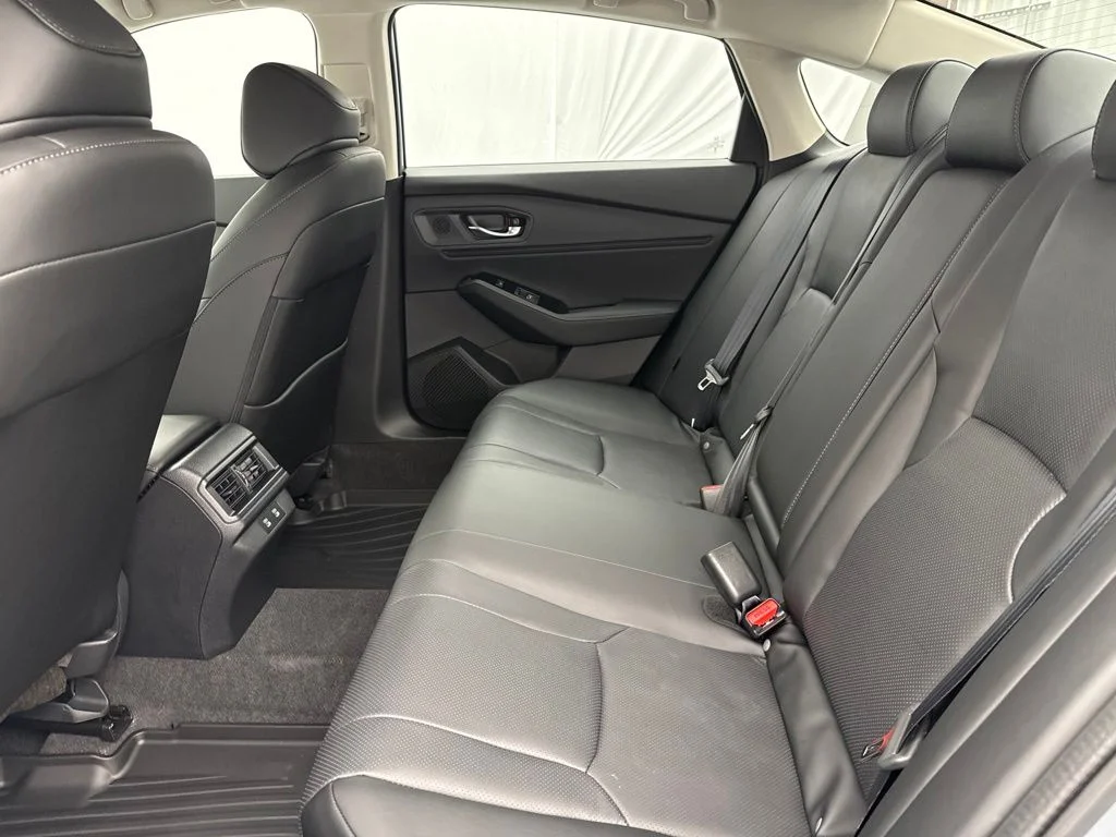 New 2026 Urban Gray Pearl Honda Touring image 15
