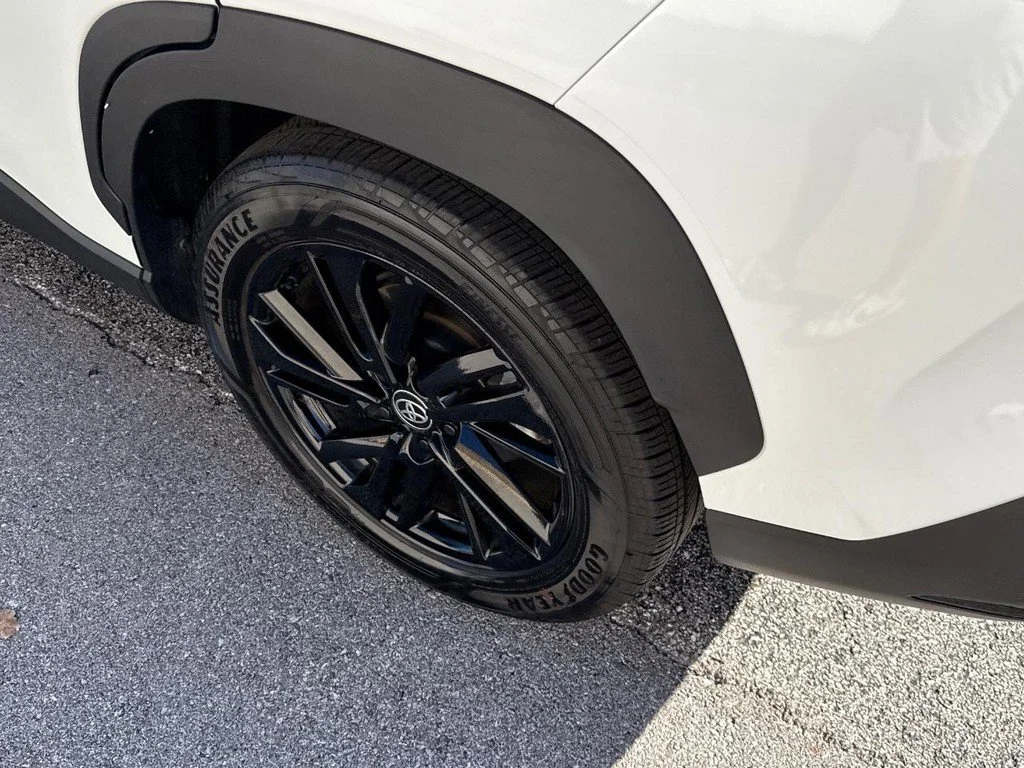 Certified Used 2026 Off-white Toyota Hybrid XSE image 8