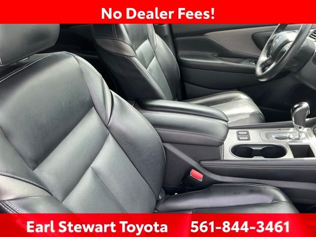 Used 2023 Red Nissan SL image 35