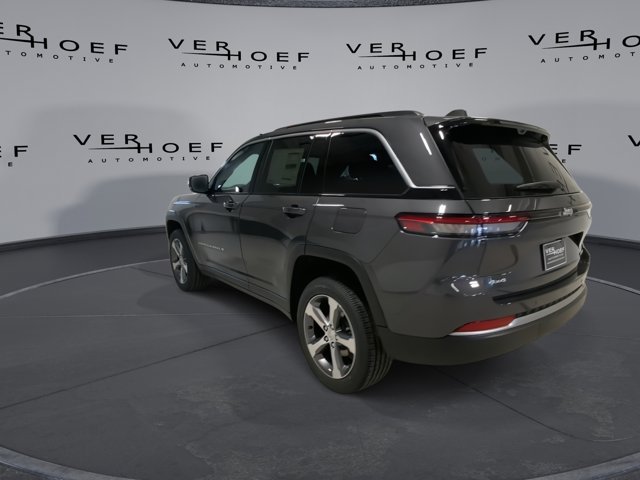 New 2026 Baltic Gray Metallic Clear-Coat Exterior Paint Jeep Limited image 6