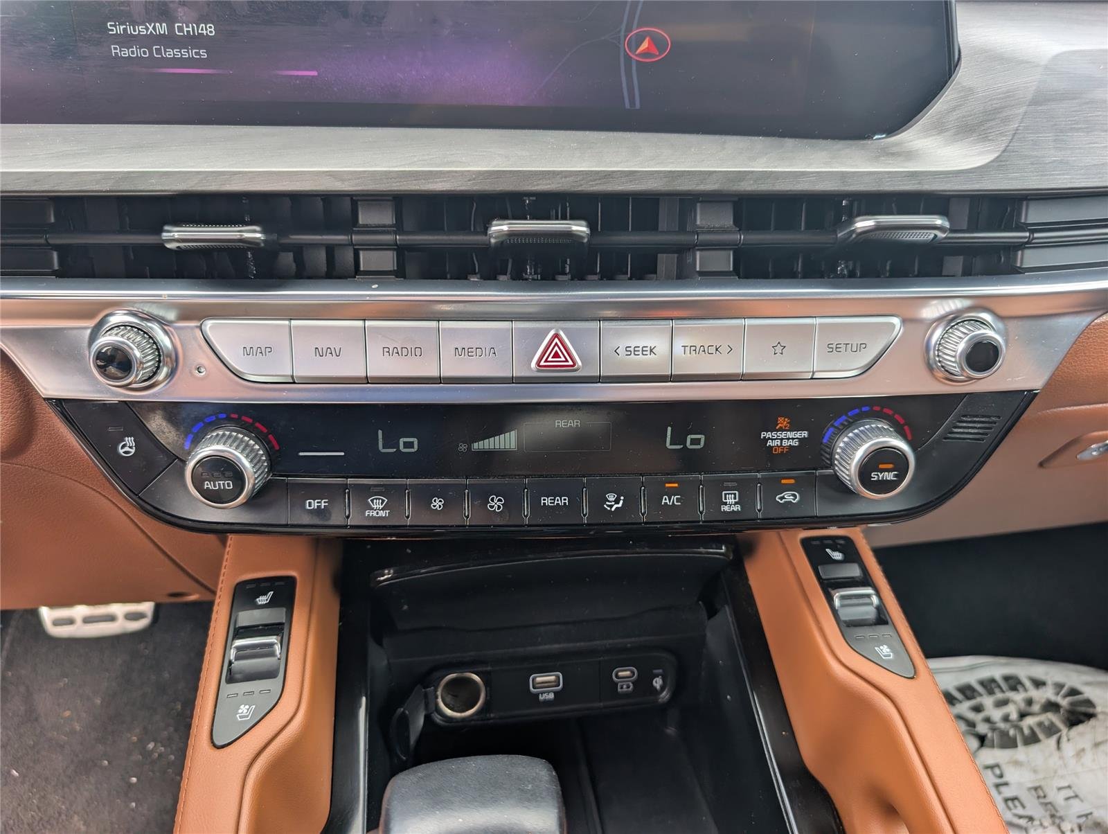 Used 2023 Wolf Gray Kia SX X-Line image 16