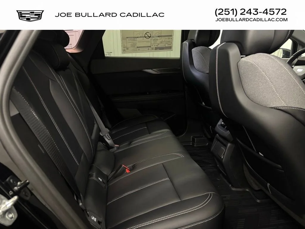 2025 Cadillac OPTIQ Sport 1 - Photo 18