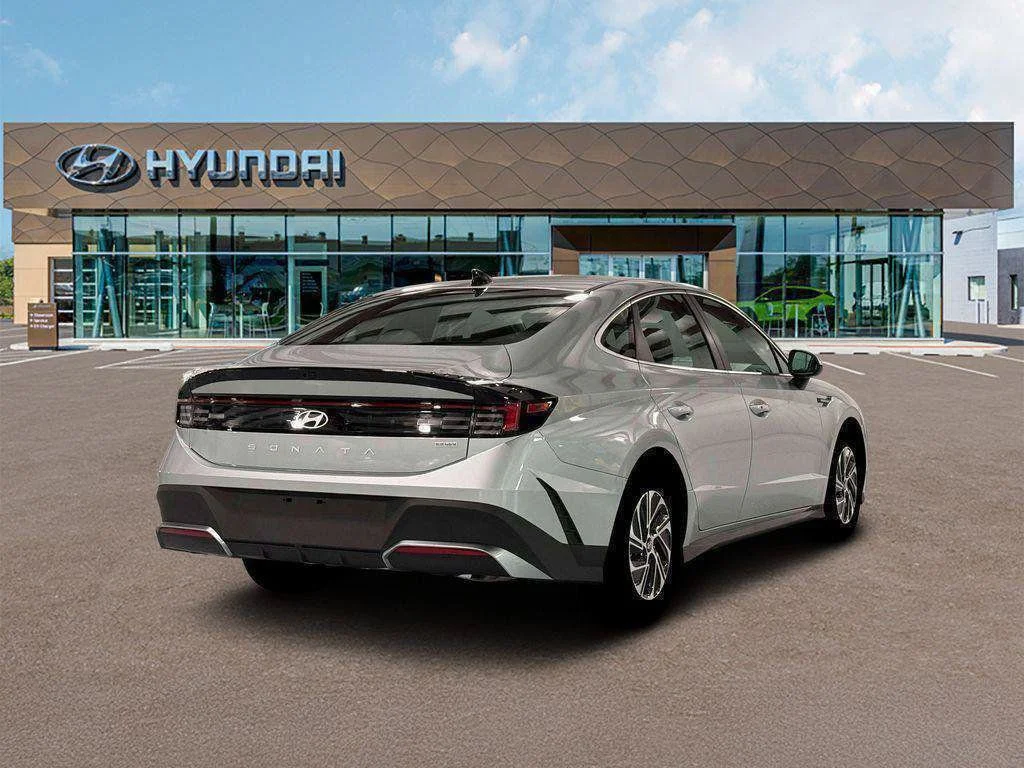 New 2026 Silver Hyundai Blue image 7