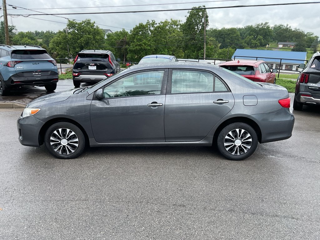 Used 2011 Magnetic Gray Metallic Toyota LE image 6