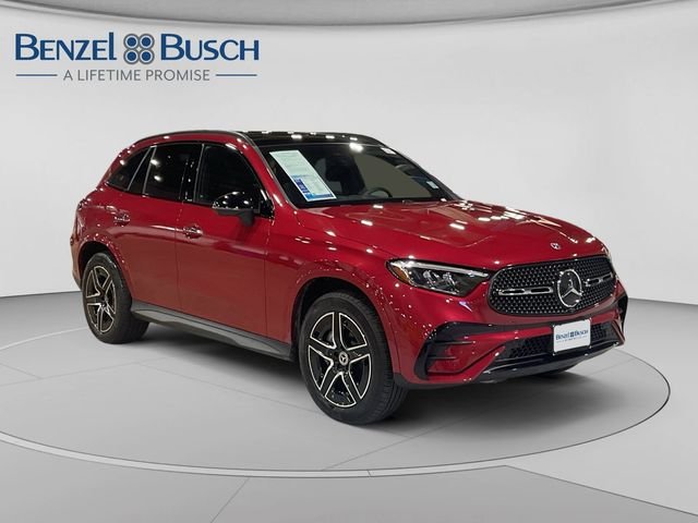 Certified Used 2026 MANUFAKTUR Patagonia Red Metallic Mercedes-Benz GLC 300 image 4