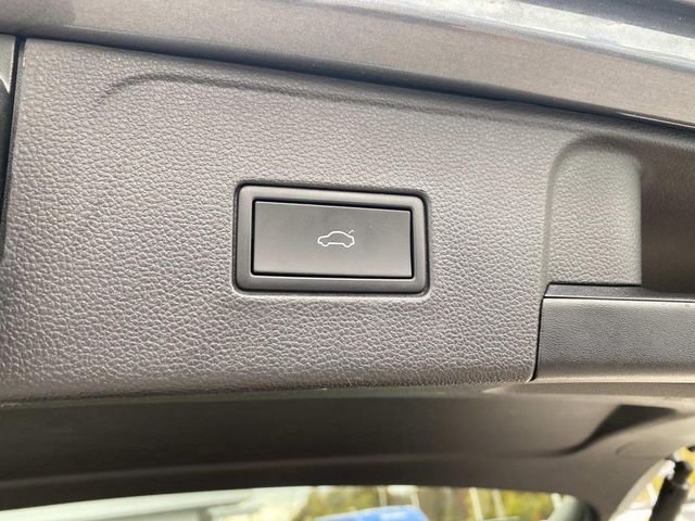 2022 Volkswagen Atlas V6 SE Technology photo 4