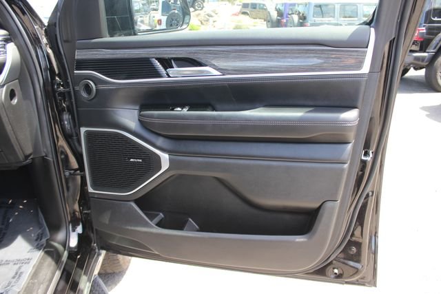 2022 Jeep Wagoneer Series III - Photo 35
