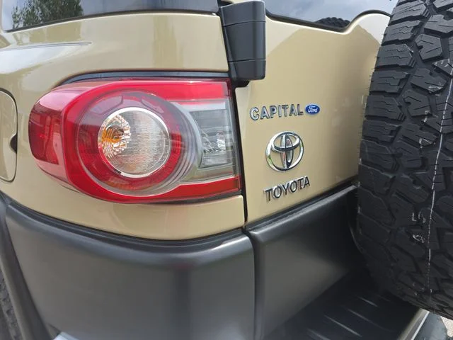 Used 2014 Beige Toyota Base image 33