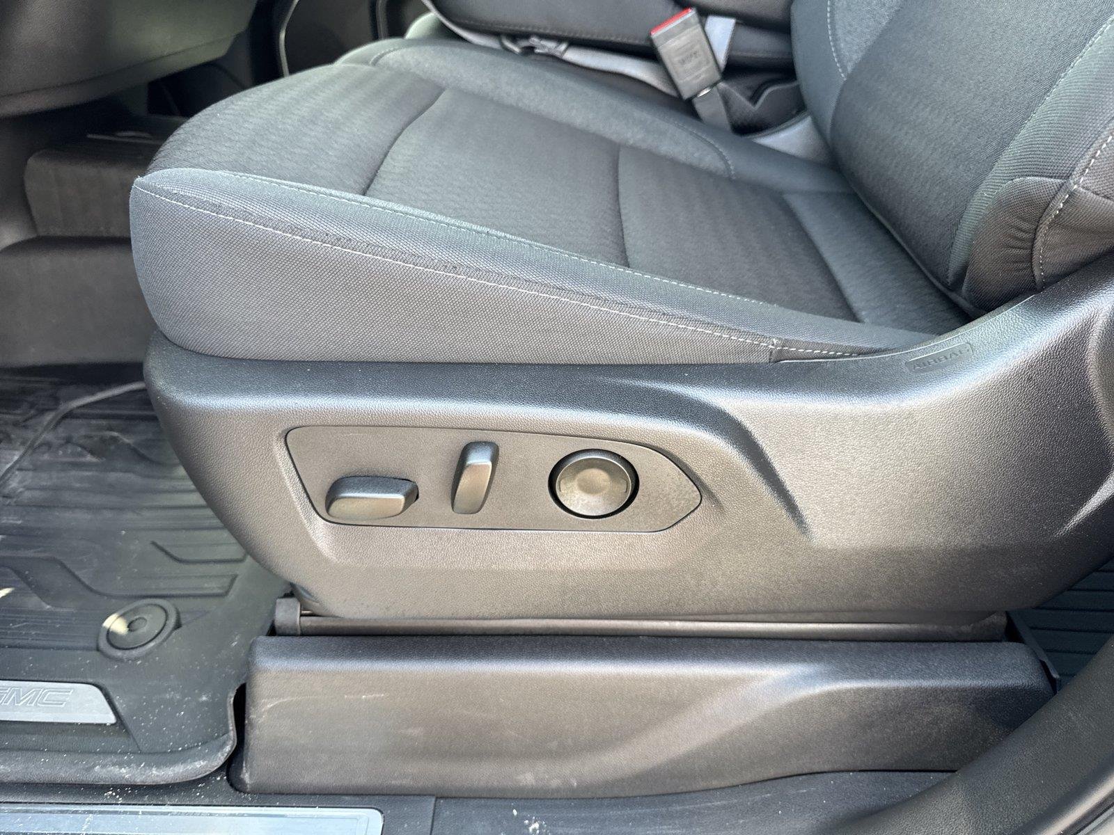 Used 2026 Sterling Metallic GMC Elevation image 12