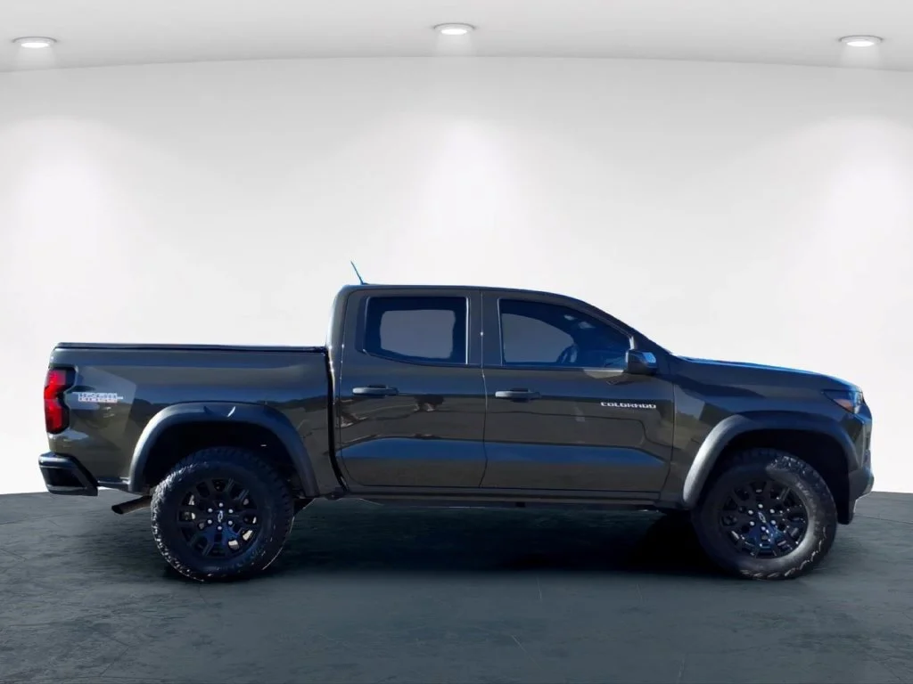 Used 2025 Brown Chevrolet Trail Boss image 7