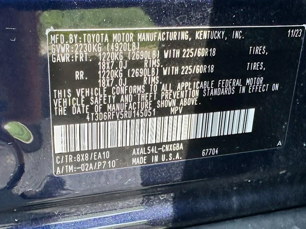Used 2024  Toyota Limited image 27