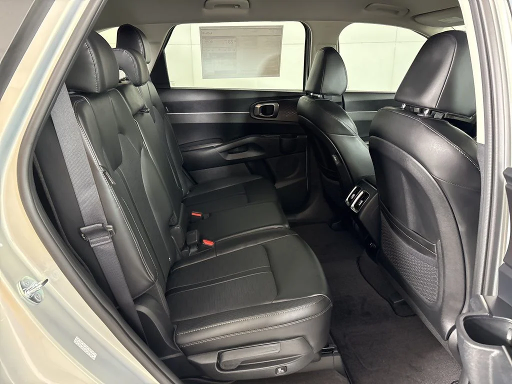 New 2026 Ivory Silver Kia EX image 20