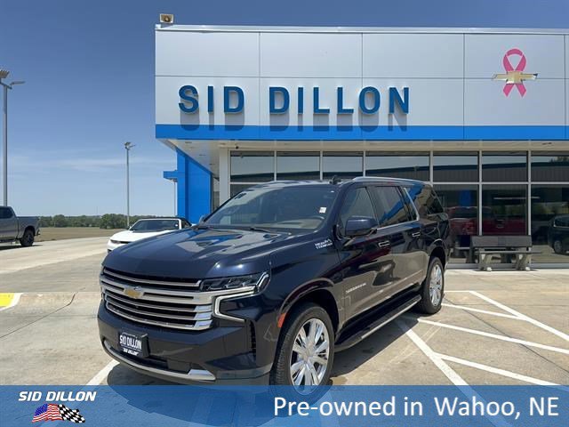 2021 Chevrolet Suburban 4WD 1500 High Country's photo