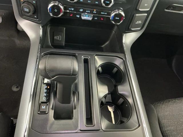 New 2026 Carbonized Gray Metallic Ford XLT image 21