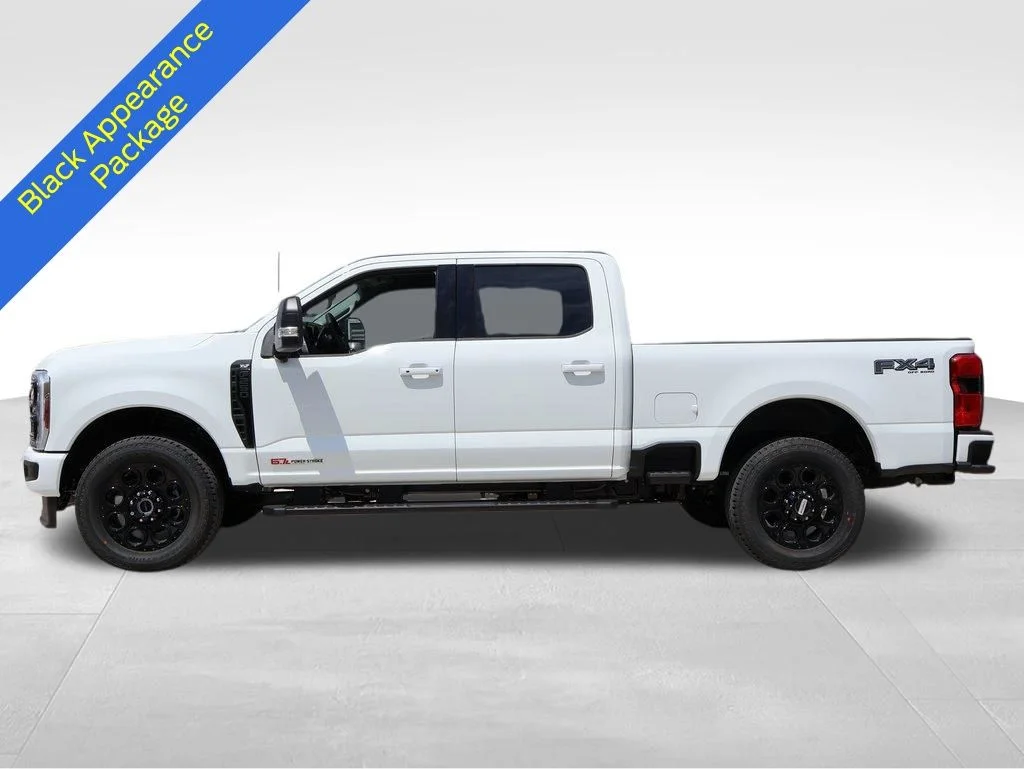 2026 Ford F-250 Super Duty XLT - Photo 2
