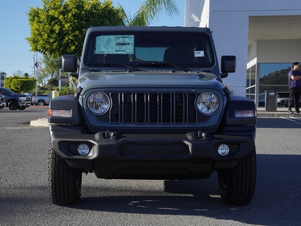 New 2026 Anvil Clear-Coat Exterior Paint Jeep Sport S image 6