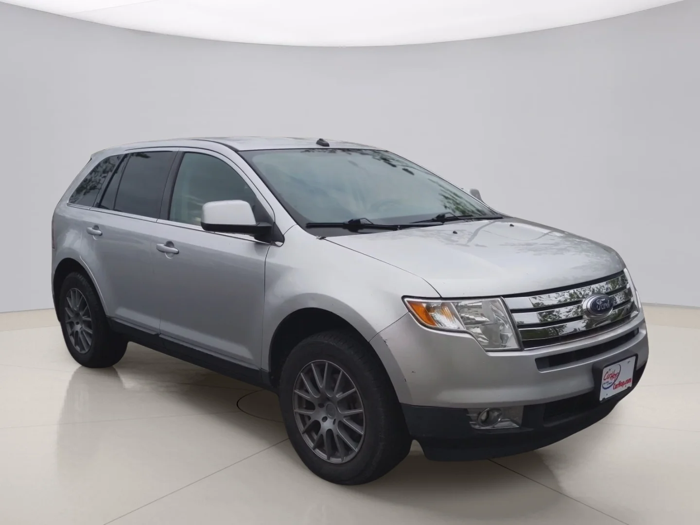 Used 2010 Gray Ford LIMITED image 3