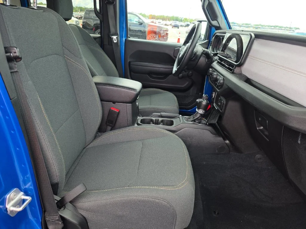 Used 2024 Blue Jeep Sport image 5
