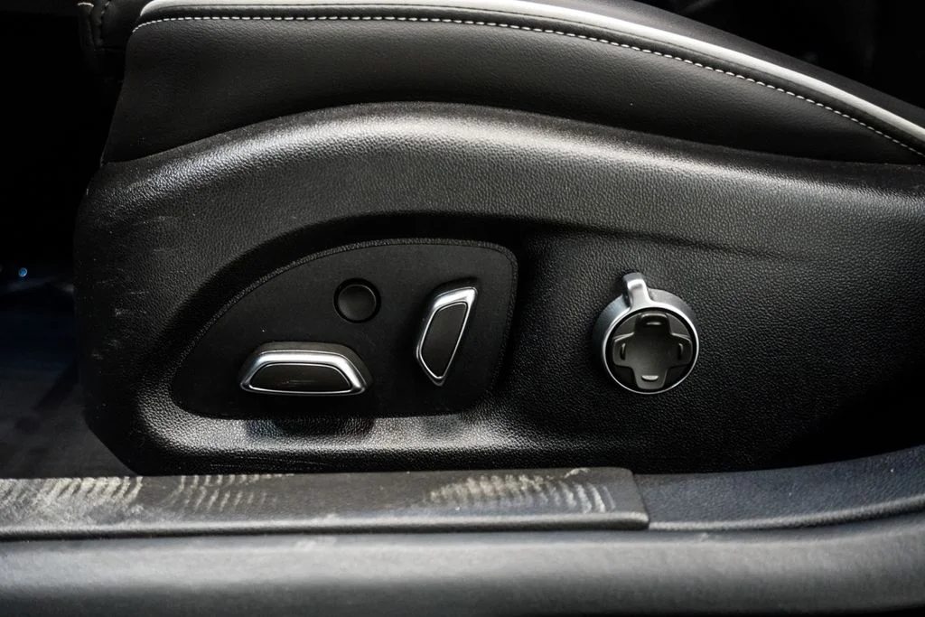 Used 2022 Black Cadillac V-Series image 7