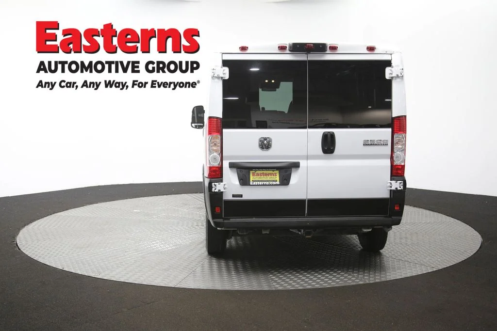 Used 2023 White Ram Base image 33