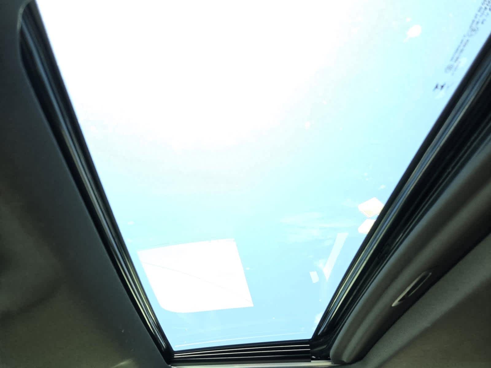Used 2025 Summit White GMC AT4 image 16