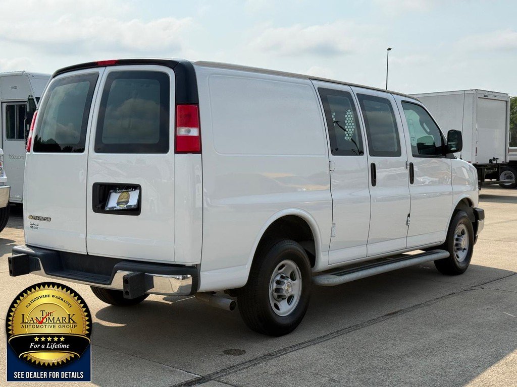 Used 2024 Summit White Chevrolet RWD 2500 135" image 5