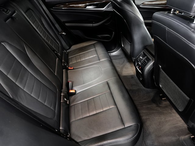 Used 2019 Black Sapphire Metallic BMW sDrive30i/Heated-Cooled Seats/Blind Spot/Pano Roof image 24