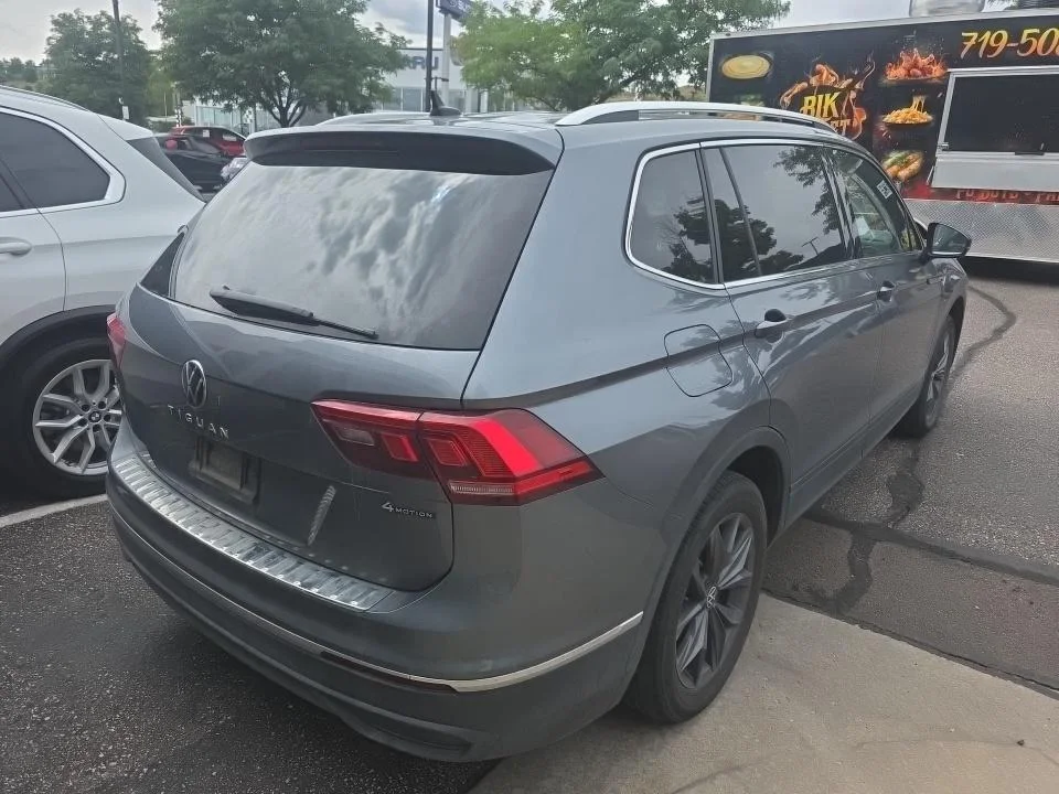 Used 2023 Platinum Gray Metallic Volkswagen SE image 22