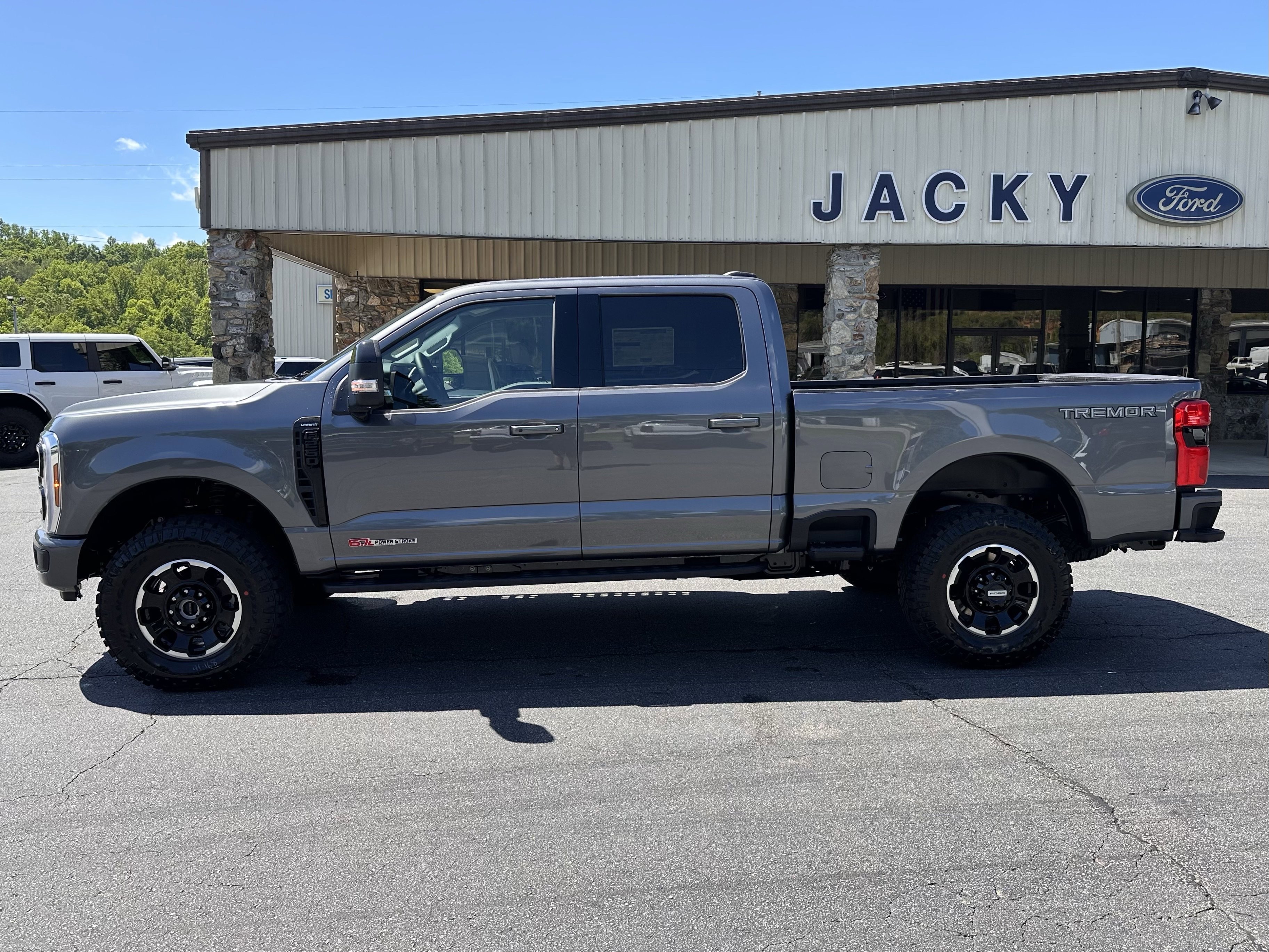 2026 Ford F-250 Lariat 4x4 Crew Cab 6-3/4' Box's photo