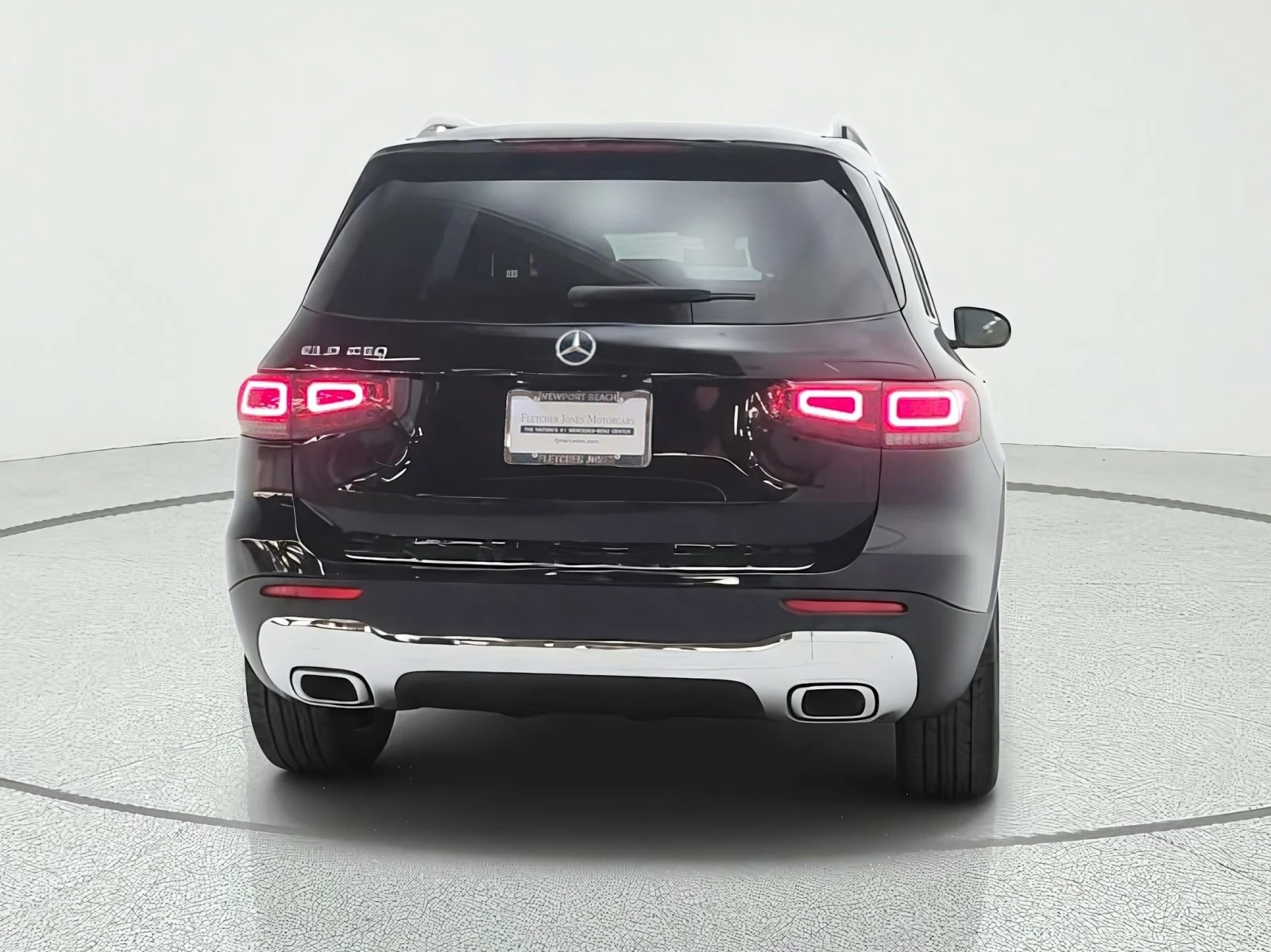 Used 2023 Night Black Mercedes-Benz GLB 250 SUV image 6