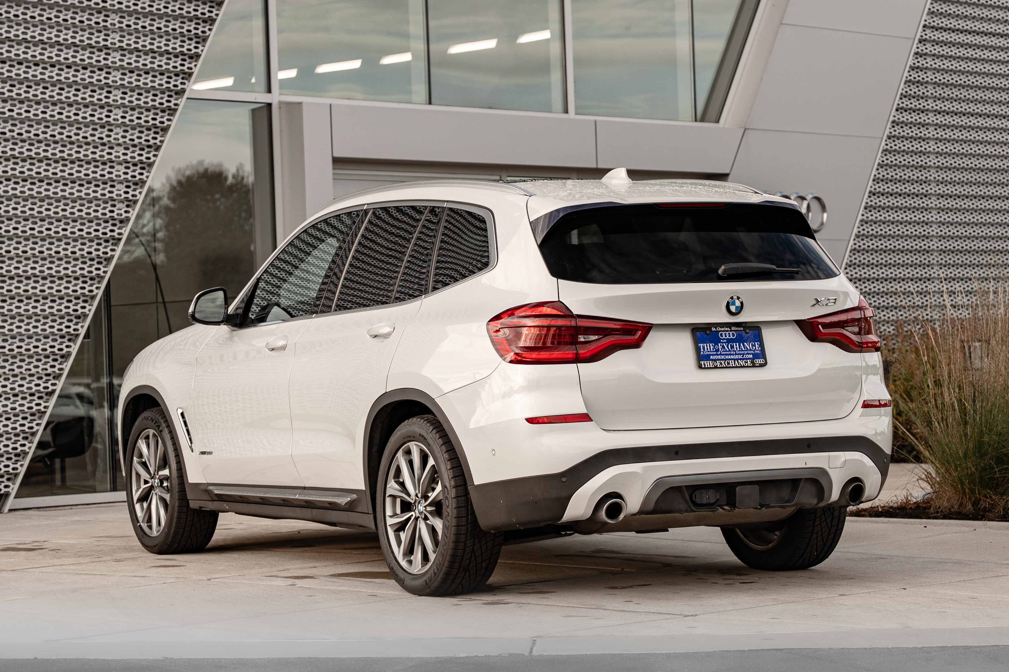 Used 2018 Mineral White Metallic BMW xDrive30i image 5