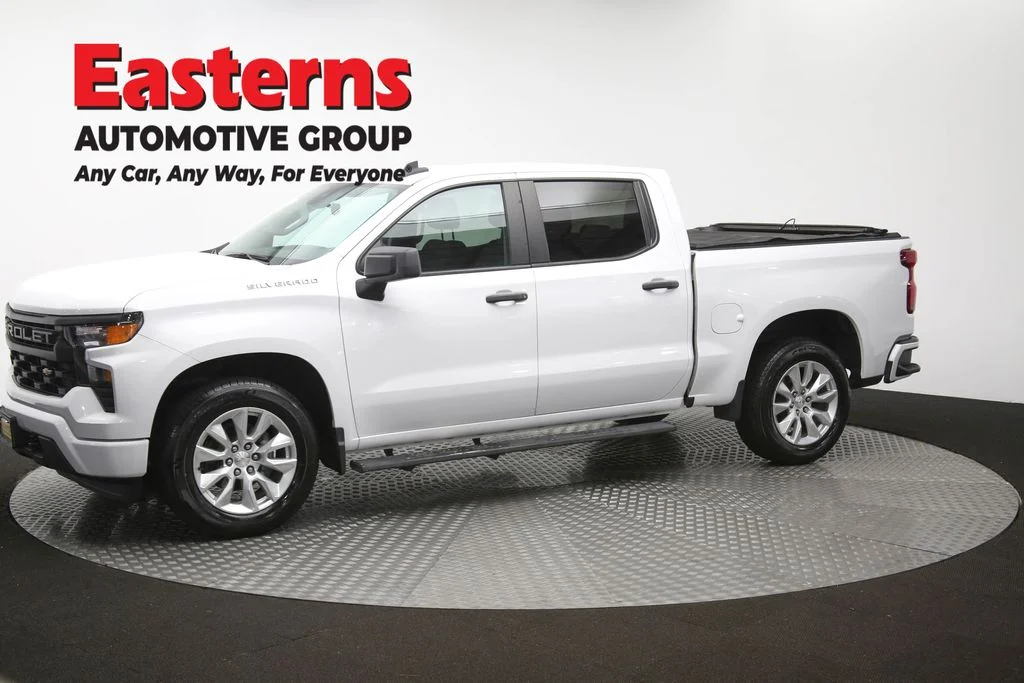 Used 2023 White Chevrolet Custom image 58