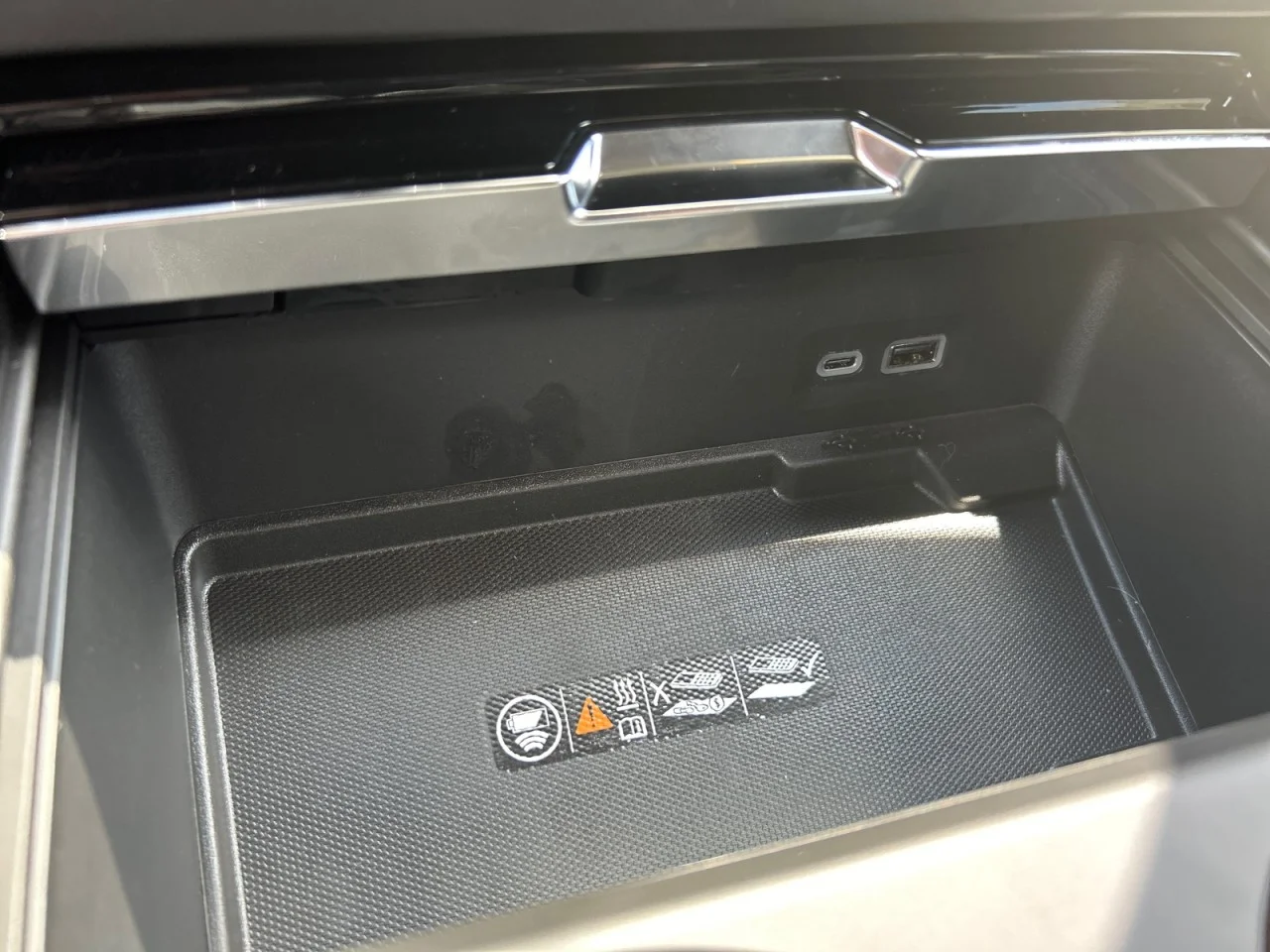 New 2026 Glacier White Tricoat GMC Denali image 13
