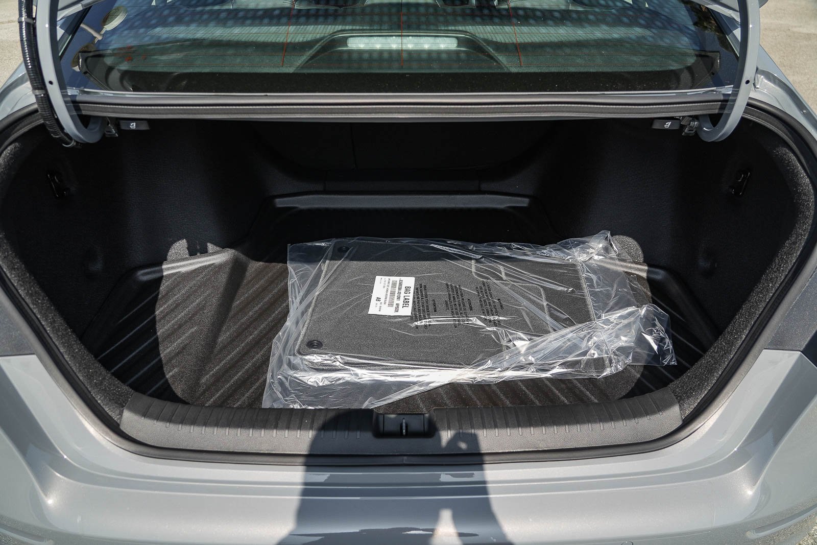 New 2026 Urban Gray Pearl Honda Touring image 12