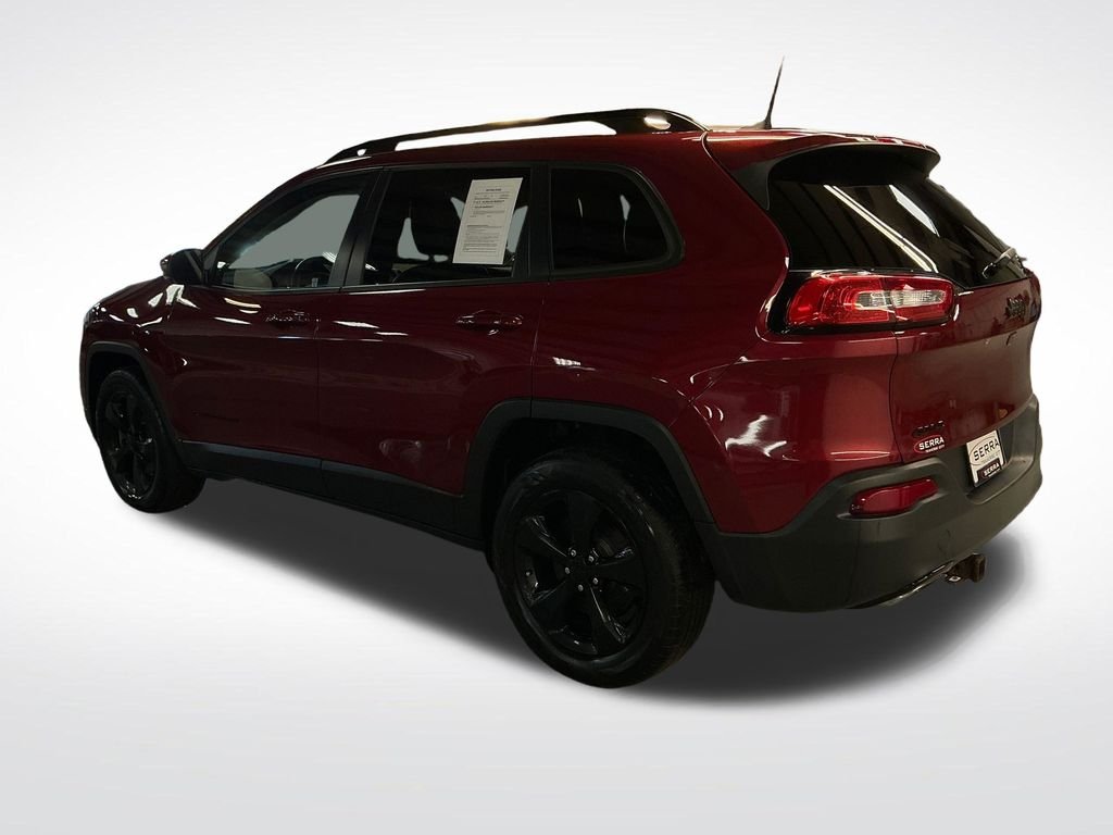 Used 2016 Red Jeep Limited image 3