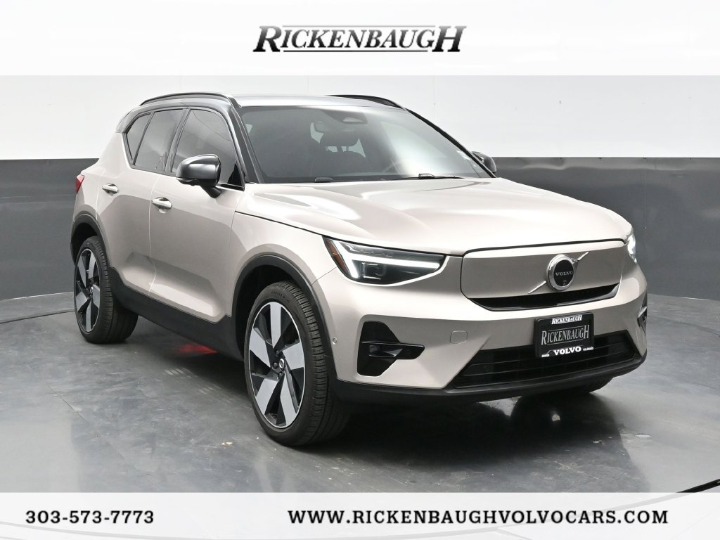 2024 Volvo XC40