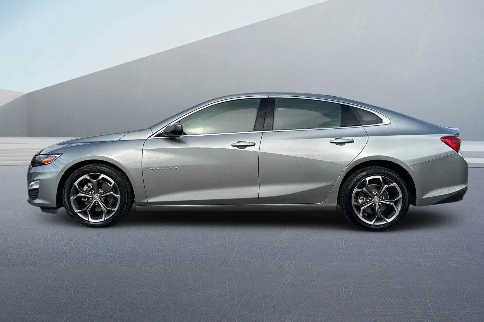 Used 2024 Sterling Gray Metallic Chevrolet LT image 7