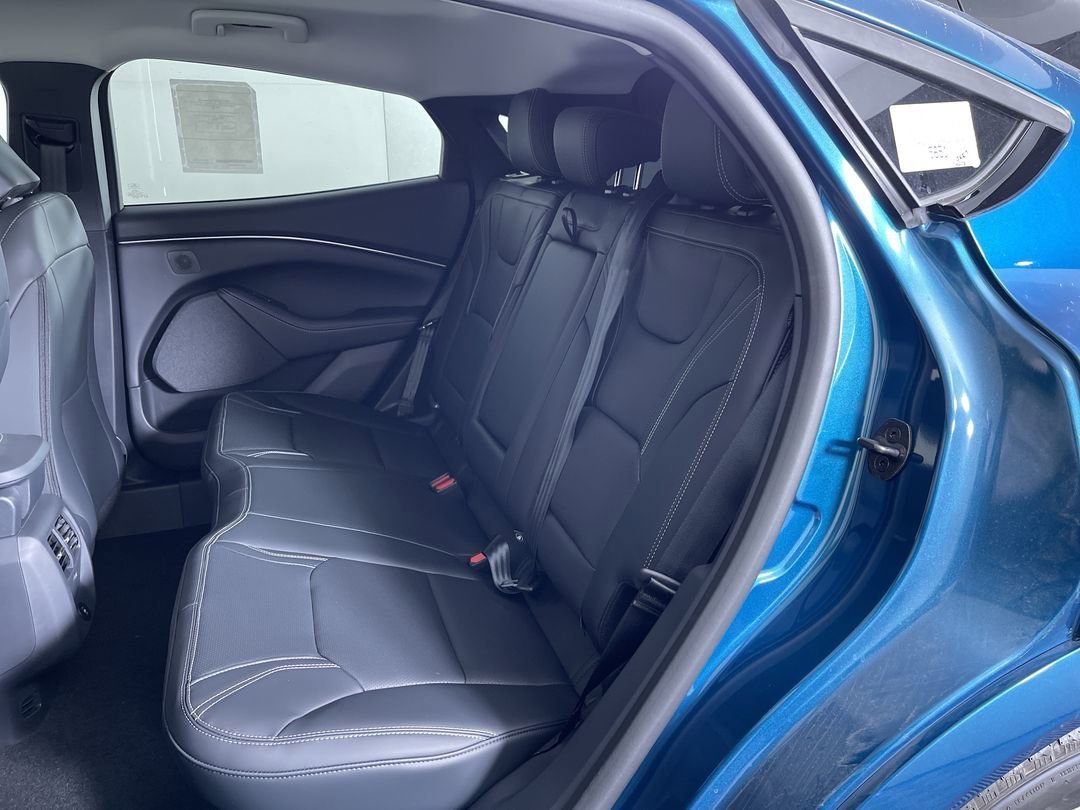 New 2026 Adriatic Blue Metallic Ford Premium image 23