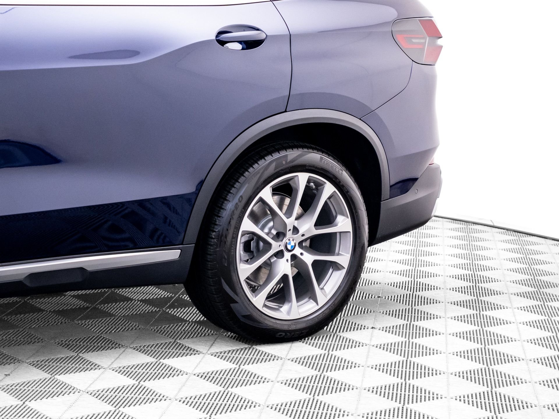 New 2026 Tanzanite Blue II Metallic BMW xDrive40i image 36