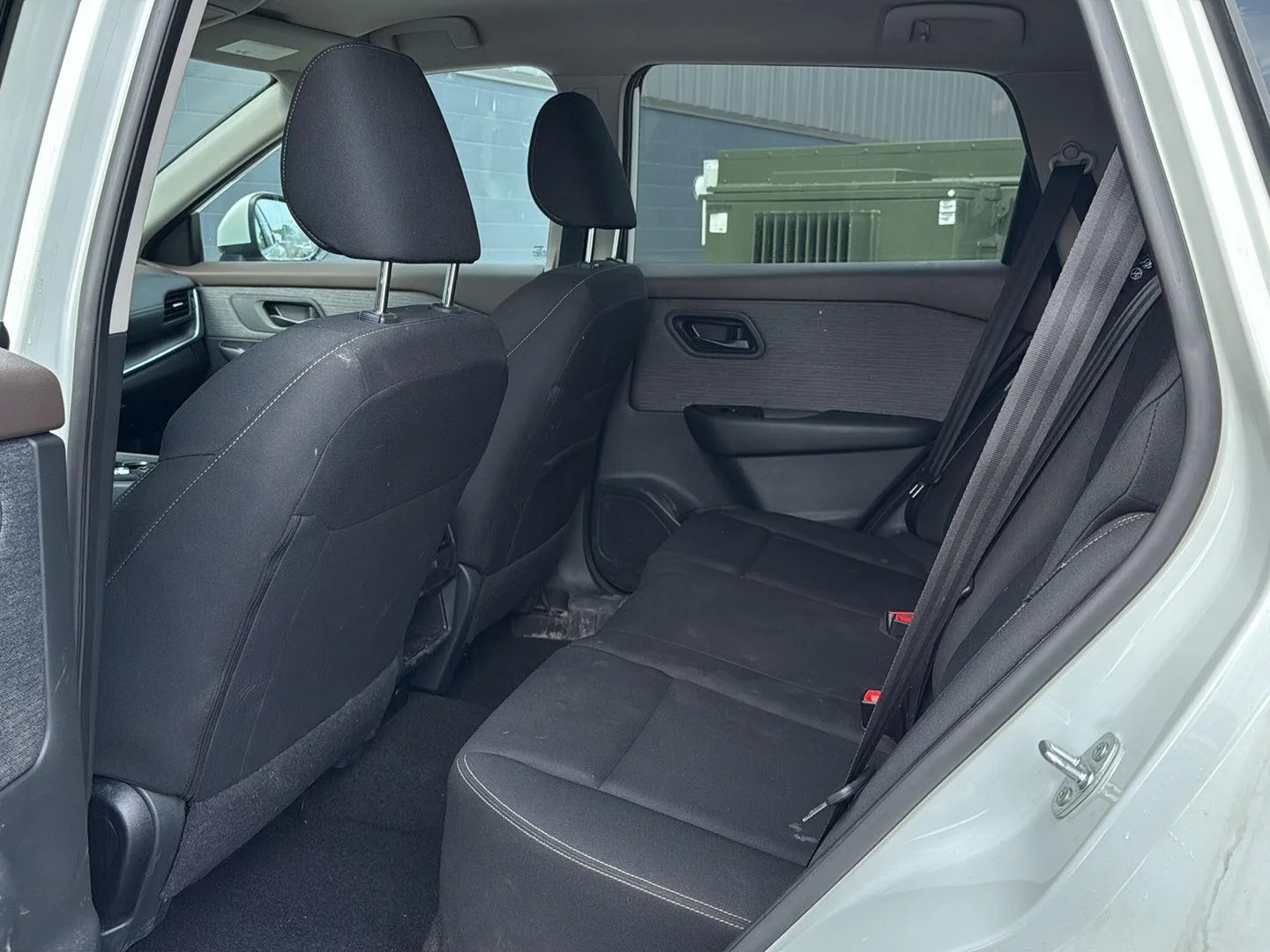 Used 2023  Nissan S image 10