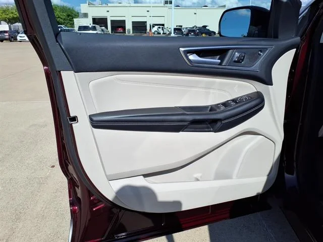 Used 2024 BURGUNDY VELVET M Ford Titanium image 18