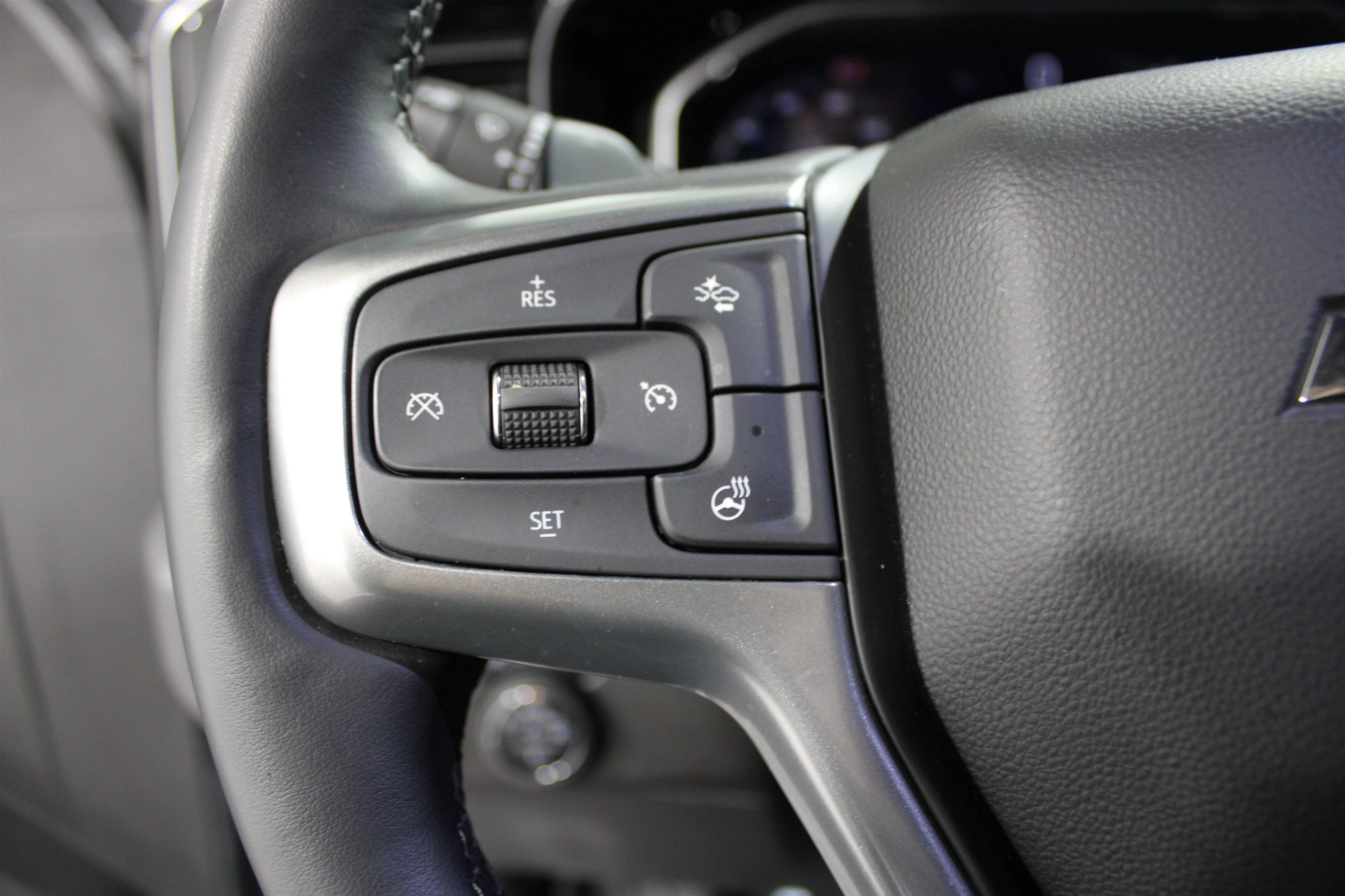 2024 Chevrolet Silverado 1500 RST - Photo 11