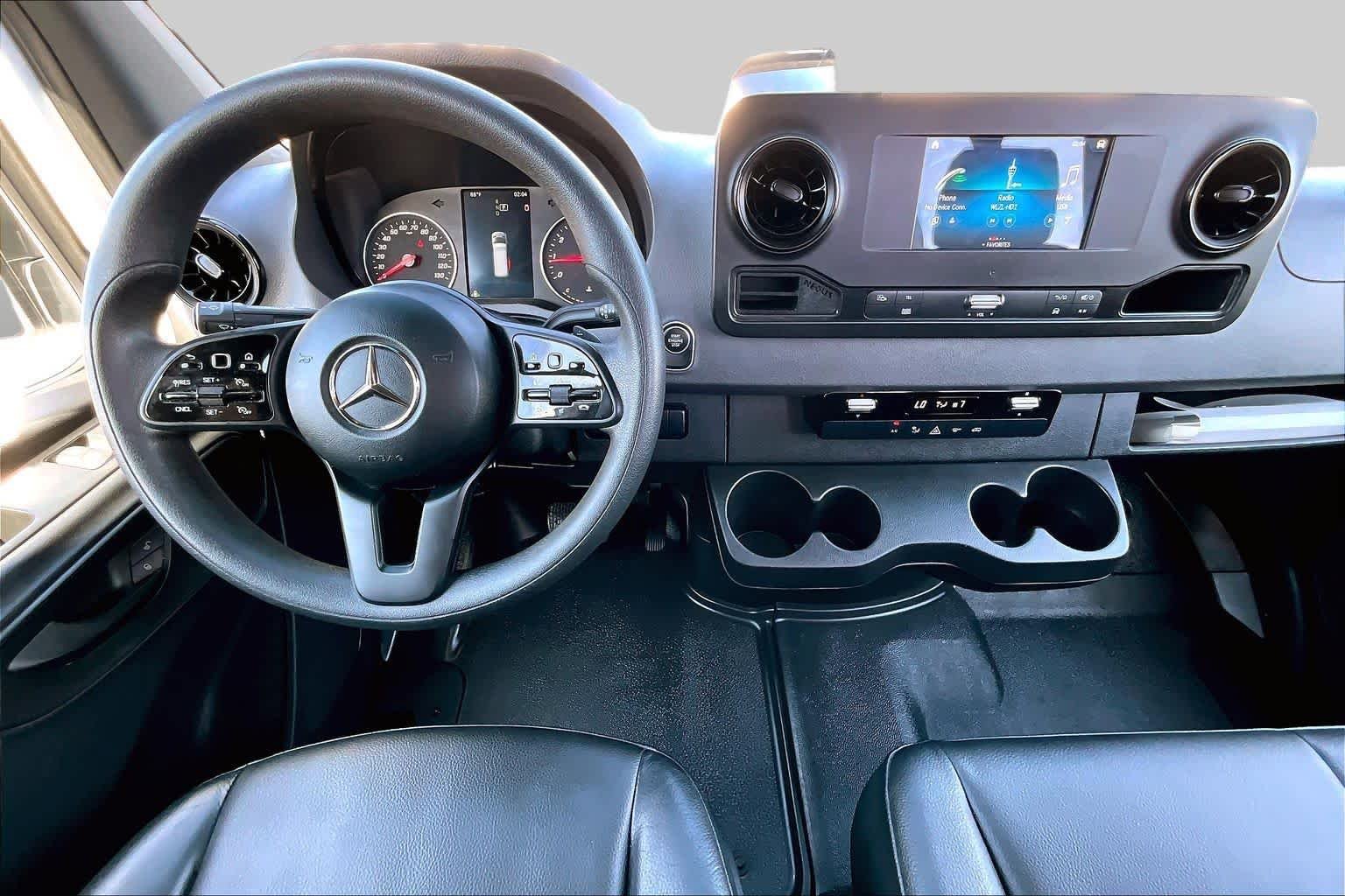Used 2023 Arctic White Mercedes-Benz  image 6