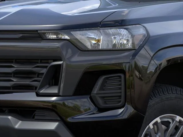 2025 Chevrolet Colorado LT - Photo 10