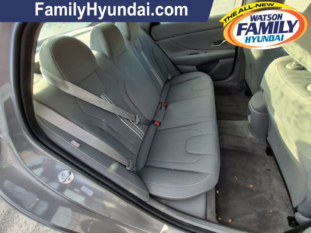 2024 Hyundai Elantra SEL - Photo 27