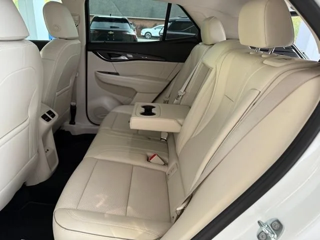 2023 Buick Envision Essence - Photo 23