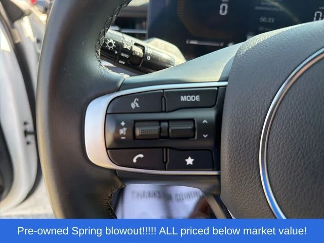 Used 2025 White Kia GT-Line image 35