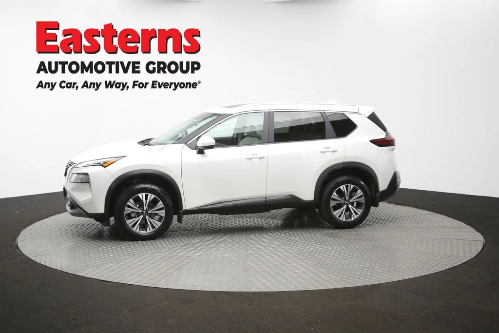 Used 2023 White Nissan SV image 60