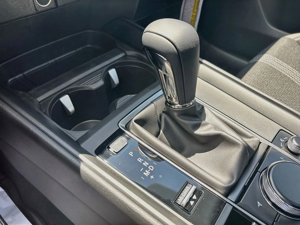 New 2026 Wind Chill Pearl Mazda 2.5 S Preferred AWD image 17