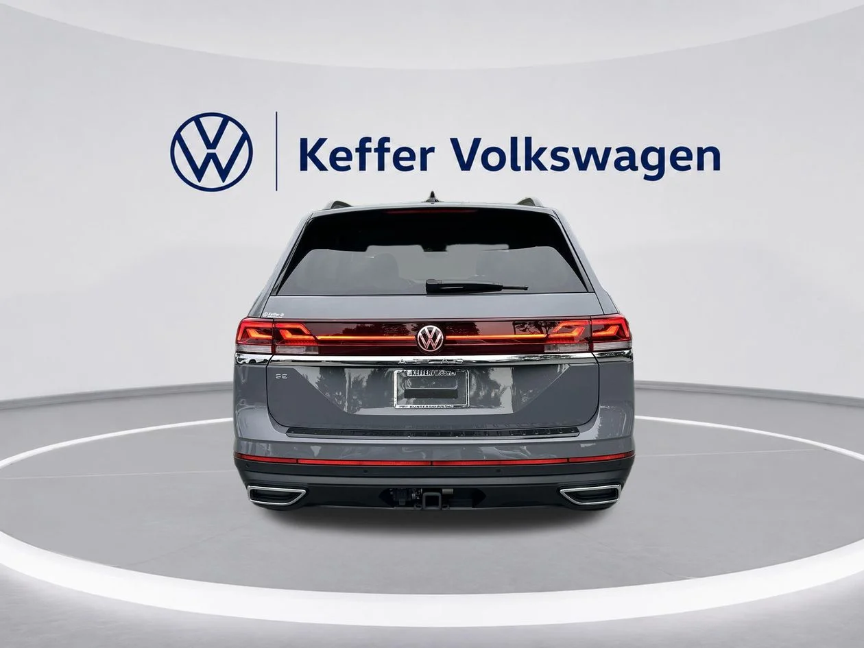 New 2026 Gray Volkswagen 2.0T SE w/Technology image 4